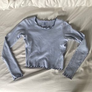 Brandy Melville Ruffle Long Sleeve, one size fits all